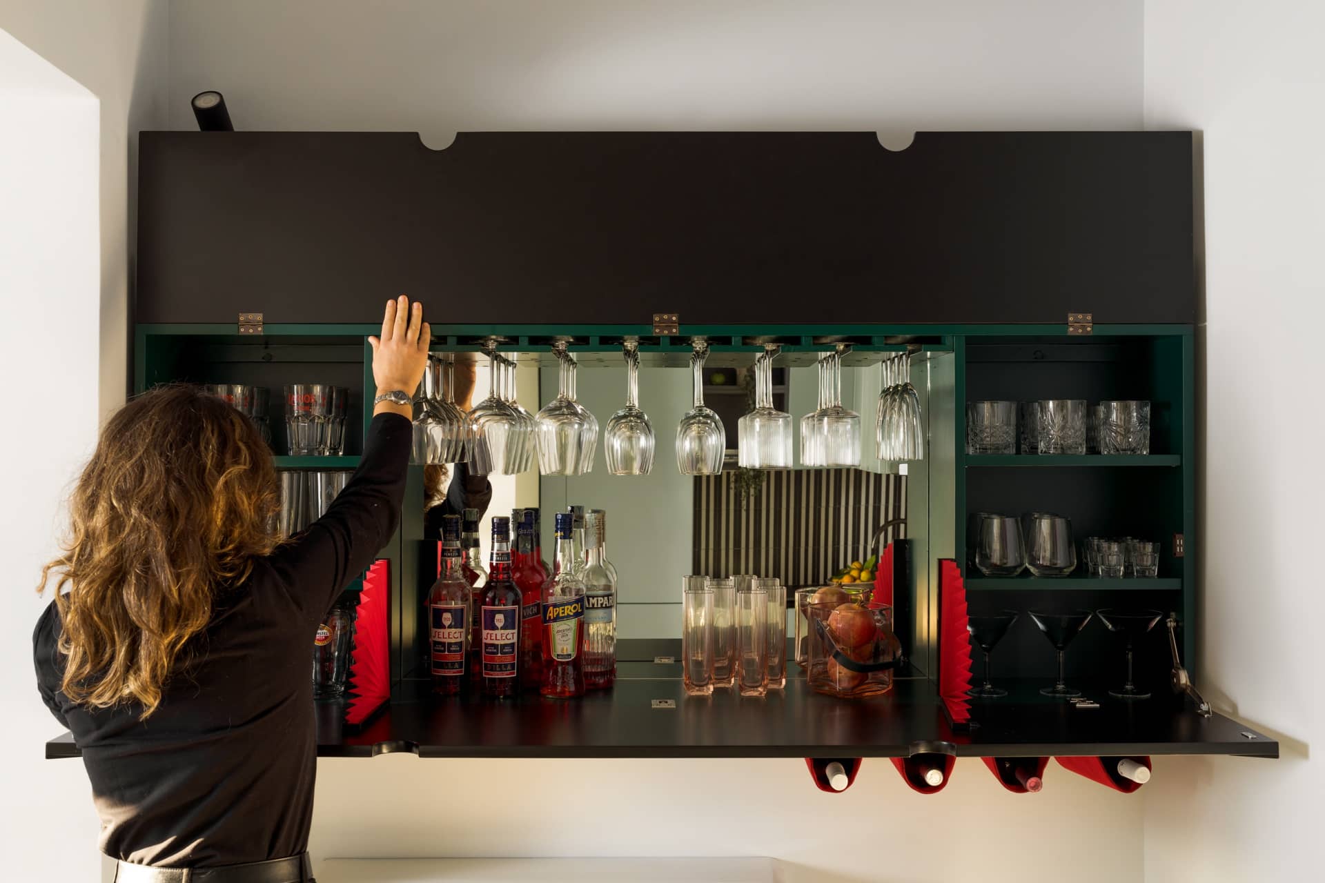 Mobile bar in stile moderno